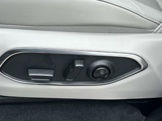 New 2026 Jeep Grand Wagoneer L Limited AWD/4WD image 27