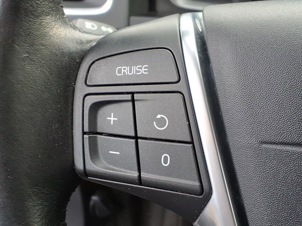 Used 2016 Volvo V60 T5 Premier image 20