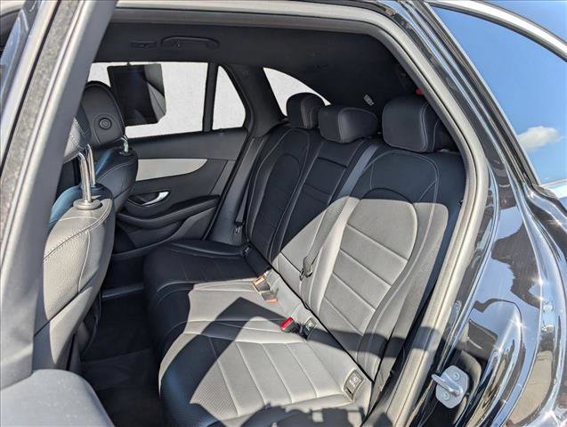 Used 2019 Mercedes-Benz GLC 350e 4MATIC image 19