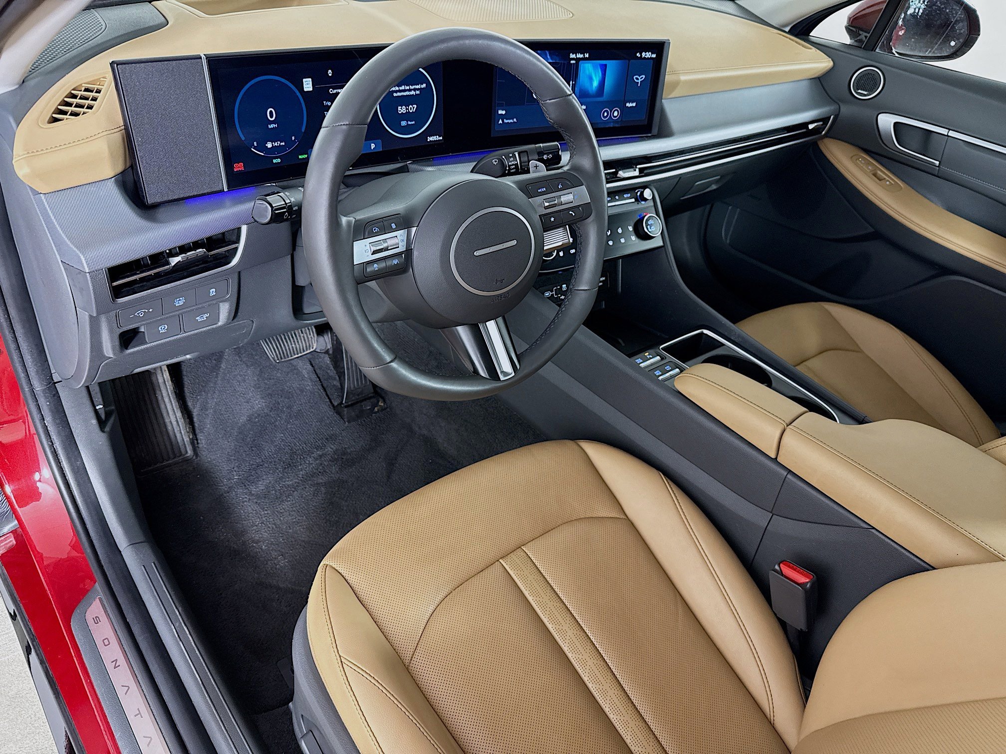 Used 2025 Hyundai Sonata Limited FWD image 8
