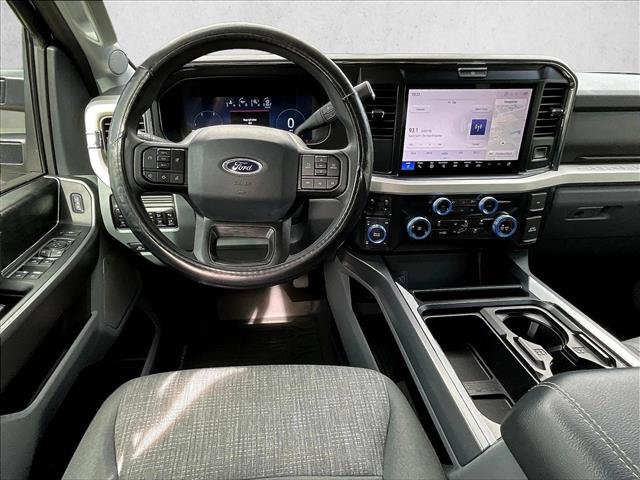 Used 2025 Ford F250 XLT w/ Black Appearance Package AWD/4WD image 5