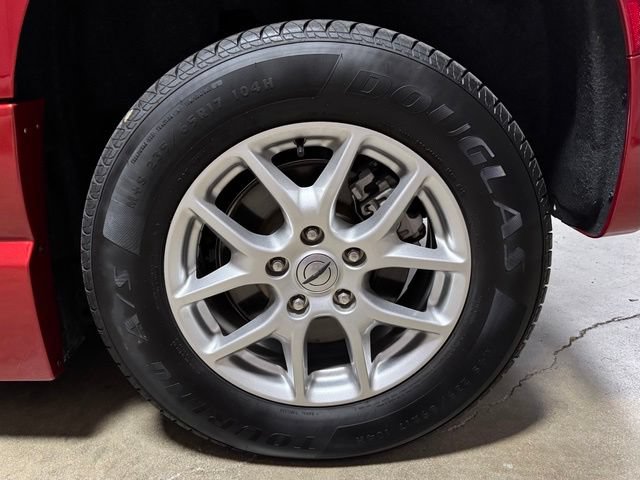 Used 2024 Chrysler Pacifica Touring-L FWD image 45
