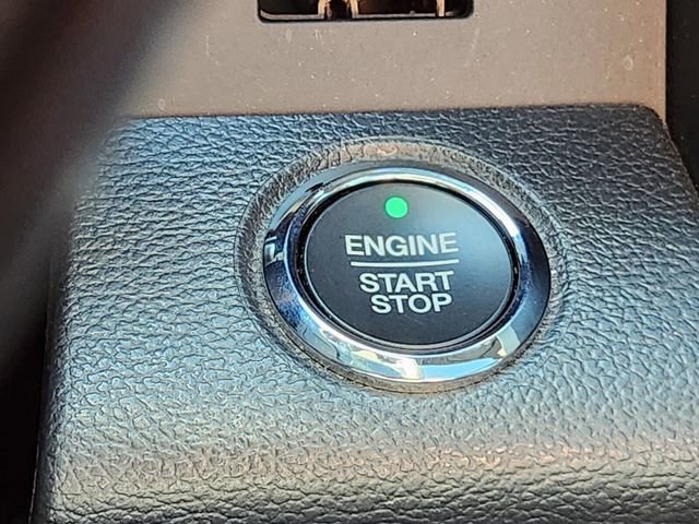 Used 2022 Ford F250 Lariat w/ Tremor Off-Road Package image 26