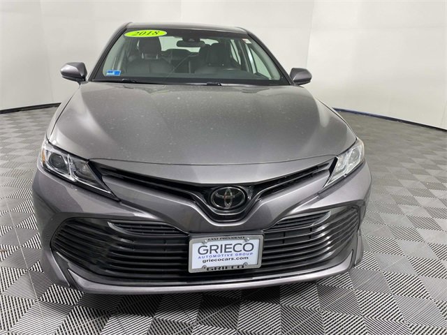 Used 2018 Toyota Camry LE image 3