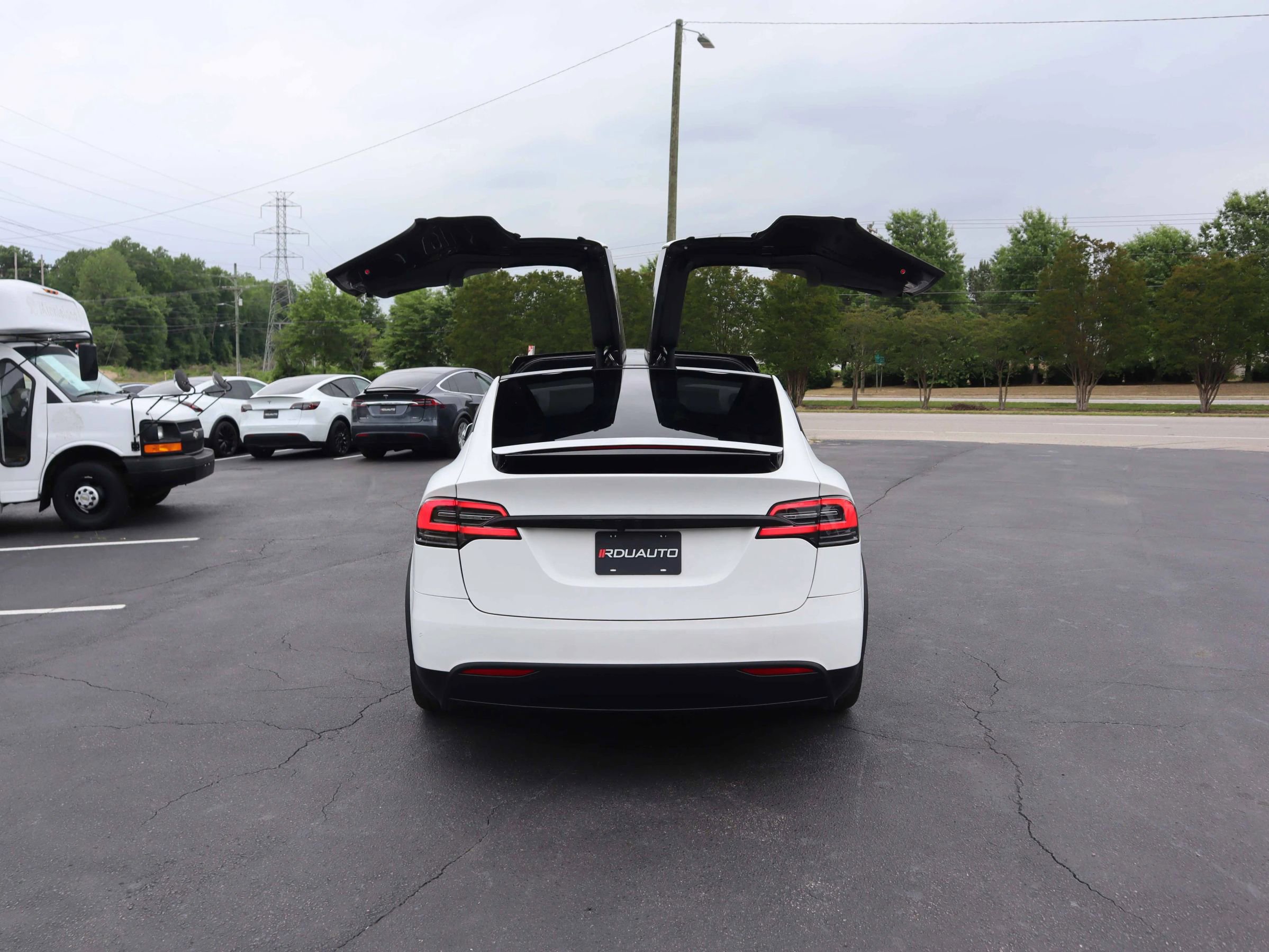 Used 2020 Tesla Model X Long Range AWD/4WD image 10
