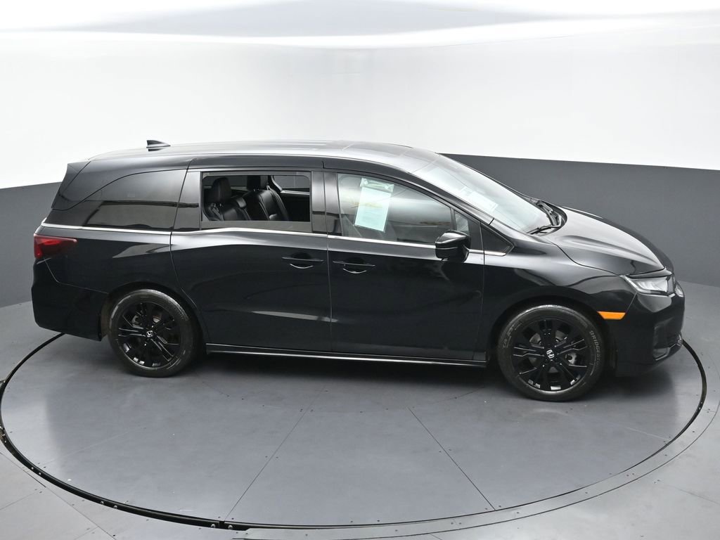 Used 2025 Honda Odyssey Sport-L image 41