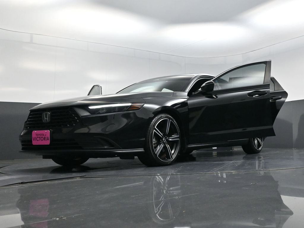 Used 2023 Honda Accord Sport image 29