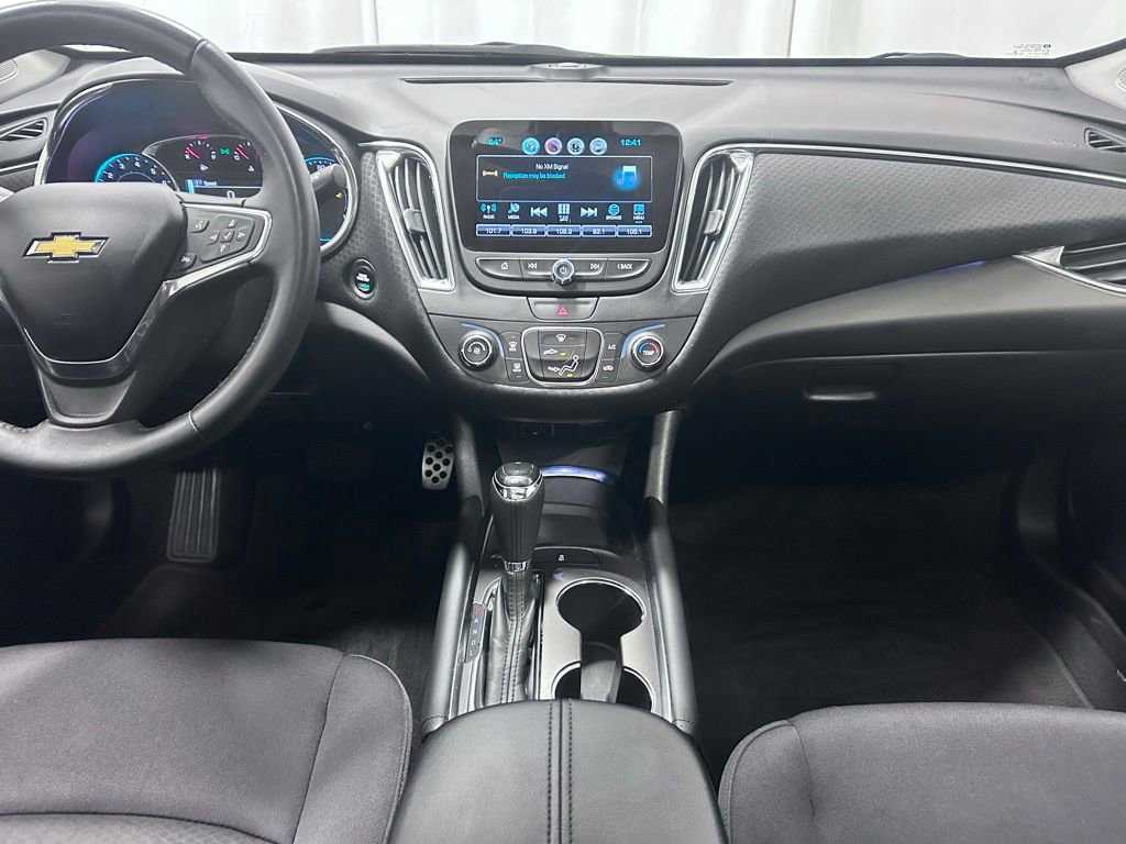 Used 2016 Chevrolet Malibu LT image 13