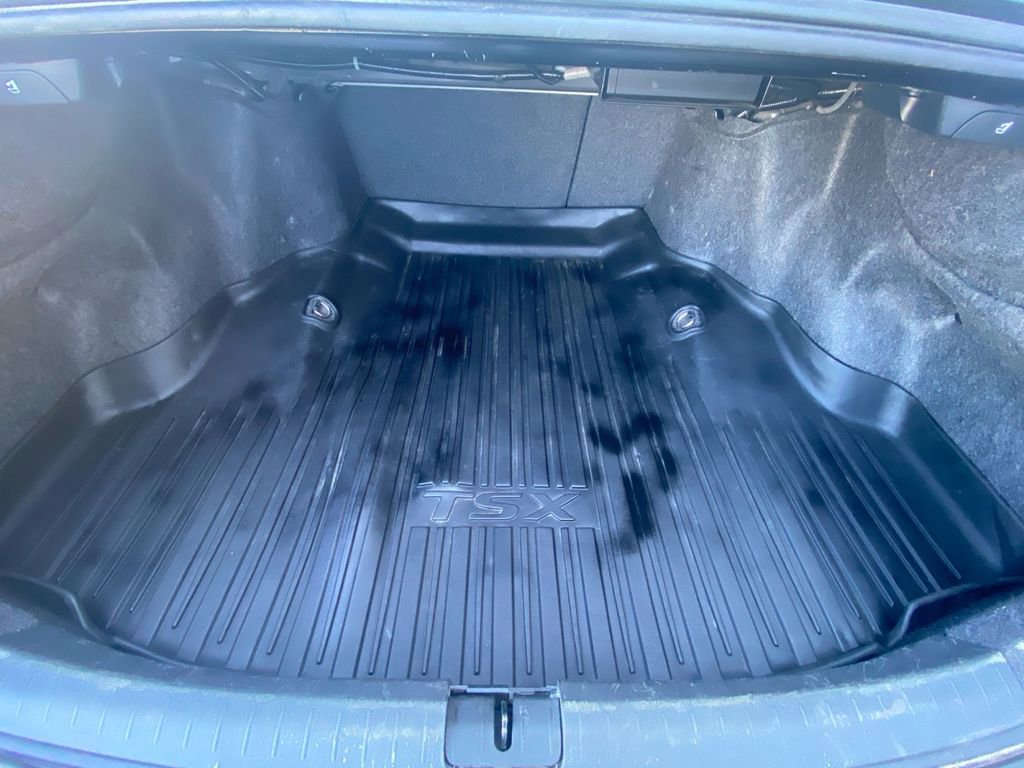 Used 2009 Acura TSX w/ Technology Package image 30