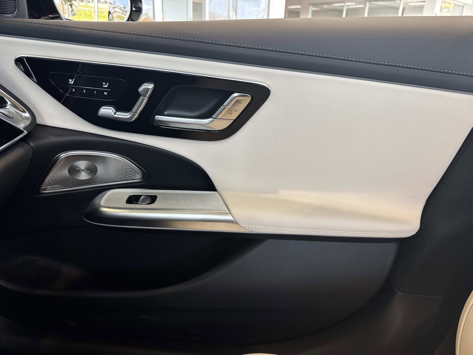 New 2026 Mercedes-Benz E 450 4MATIC Sedan image 22
