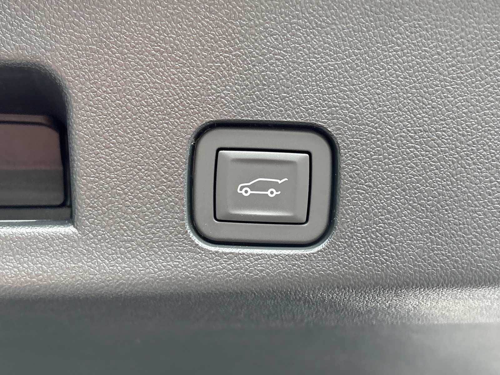 New 2026 GMC Acadia AT4 w/ Luxury Package AWD/4WD image 25