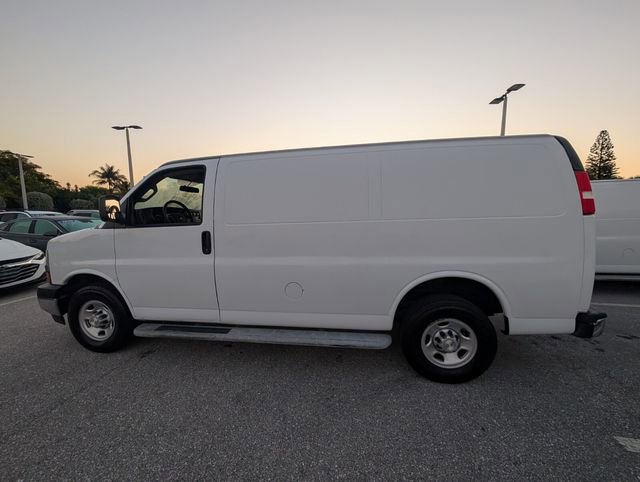 Used 2021 Chevrolet Express 2500 w/ Driver Convenience Package image 7