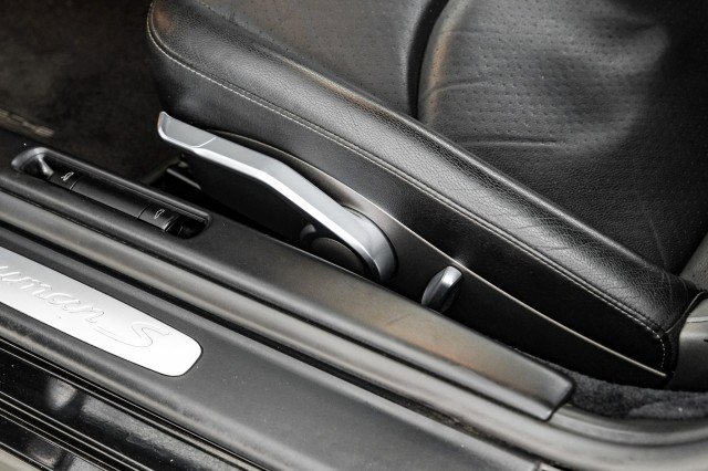 Used 2010 Porsche Cayman S image 26
