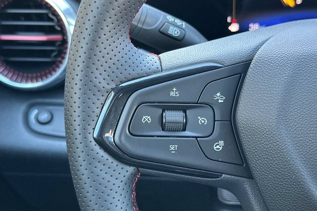 New 2026 Chevrolet Trax RS w/ Driver Confidence Package FWD image 32