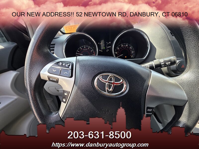 Used 2013 Toyota Highlander 4WD w/ Cold Weather Pkg image 9