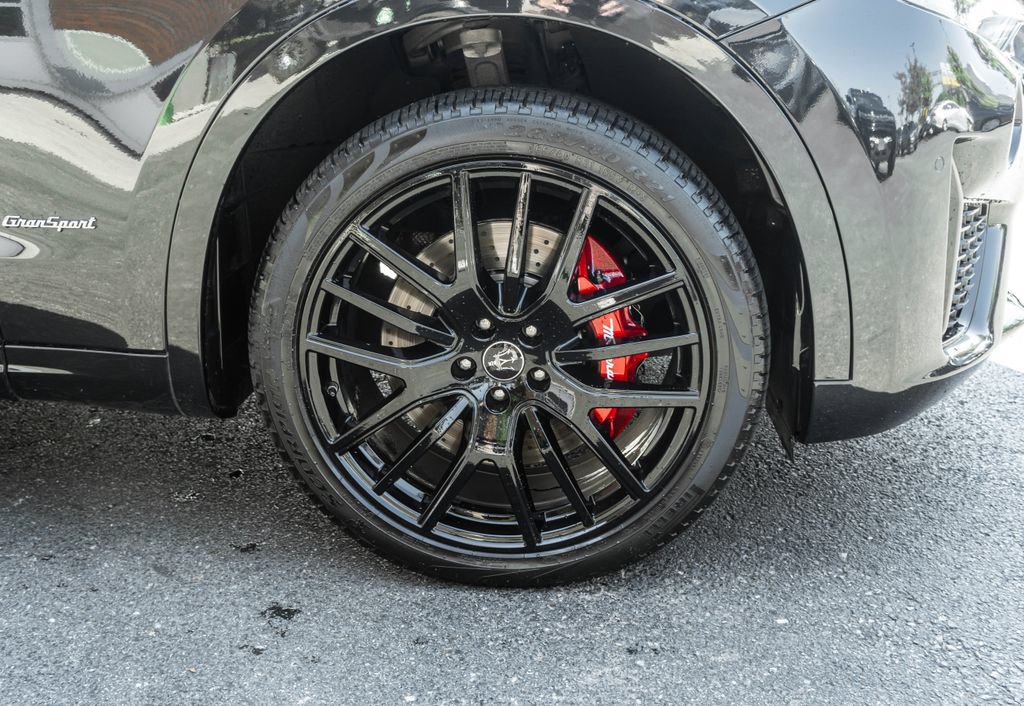 Used 2021 Maserati Levante S GranSport AWD/4WD image 5