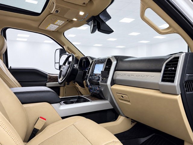 Used 2019 Ford F250 Lariat w/ Lariat Ultimate Package AWD/4WD image 26