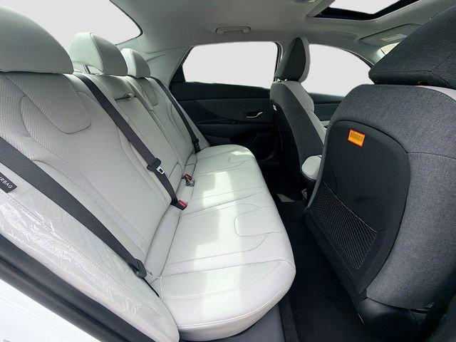 New 2026 Hyundai Elantra Limited image 29