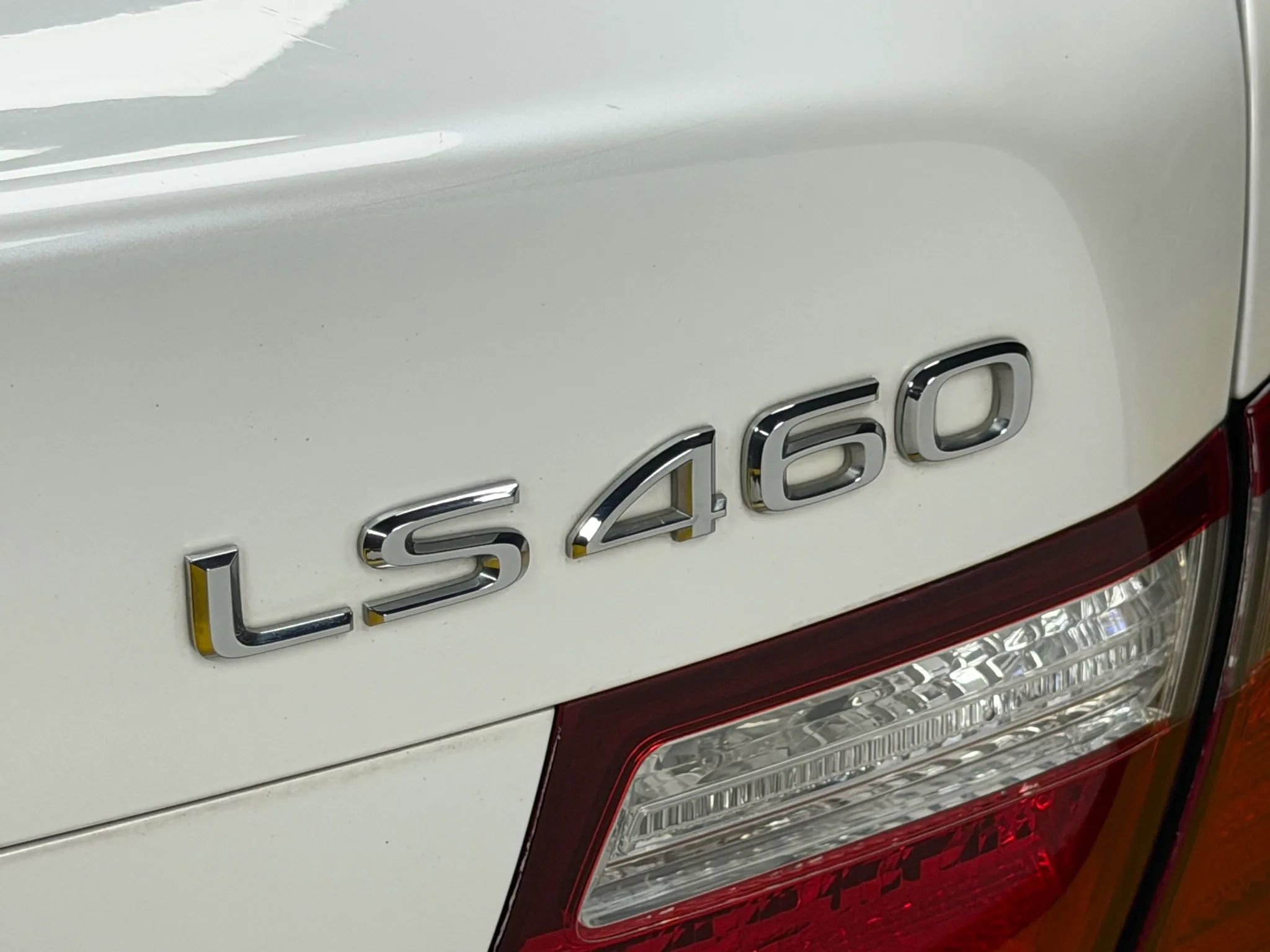 Used 2009 Lexus LS 460 AWD w/ Comfort Seating Pkg image 12