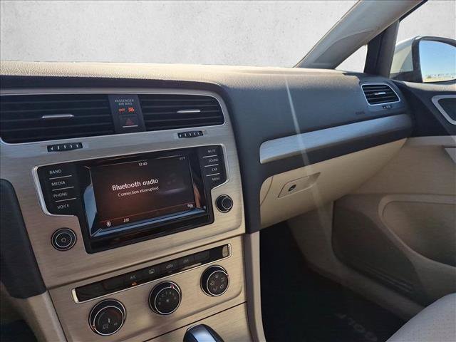 Used 2015 Volkswagen Golf S FWD image 11