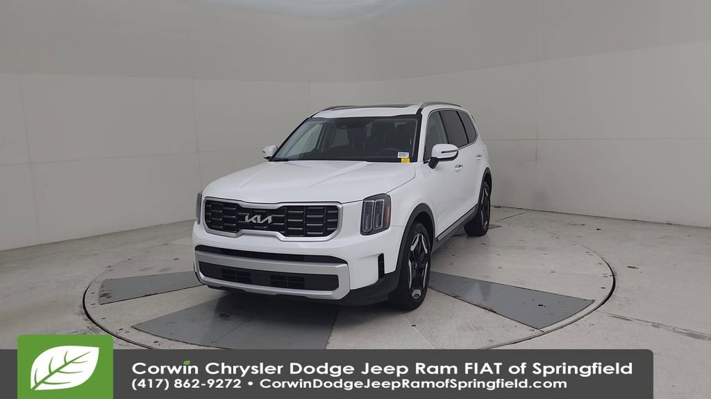 Used 2025 Kia Telluride S FWD image 6