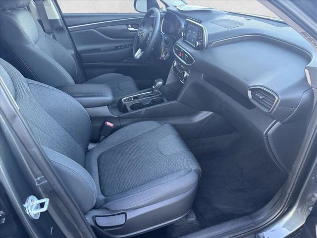 Used 2019 Hyundai Santa Fe SE image 16