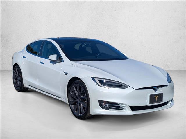 Used 2020 Tesla Model S Long Range Plus image 3