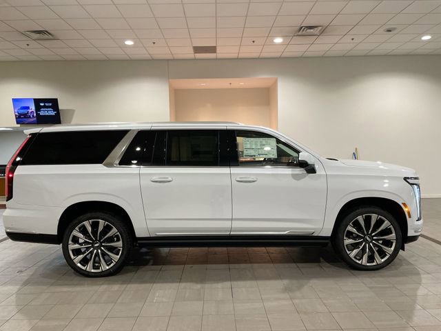 New 2026 Cadillac Escalade ESV Luxury w/ Touring Package image 7