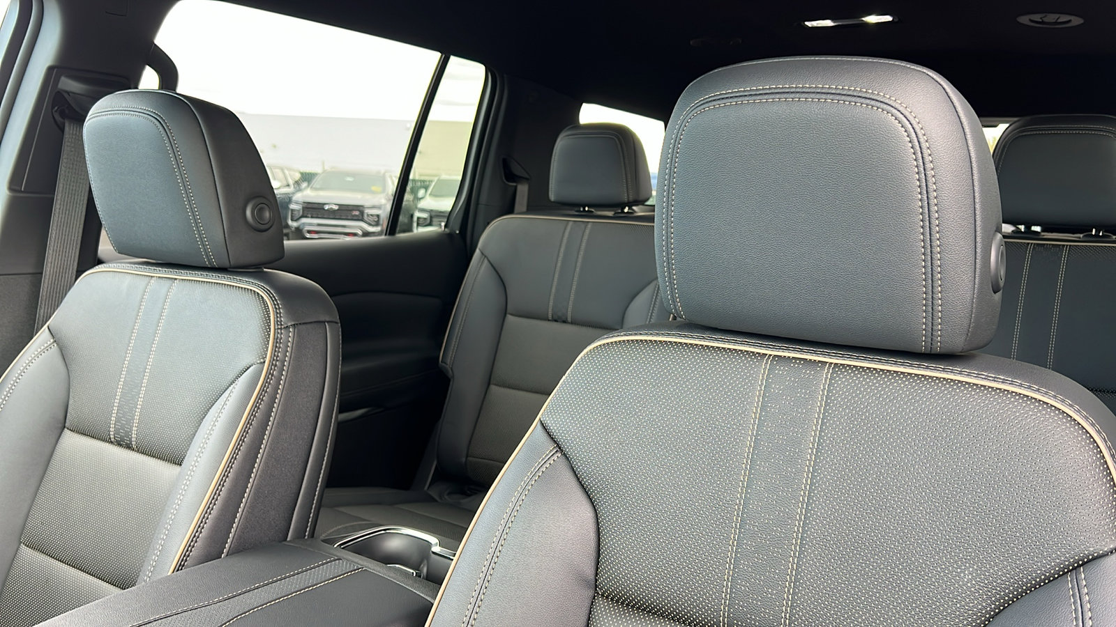 New 2026 Chevrolet Traverse High Country w/ LPO, Floor Liner Package image 22