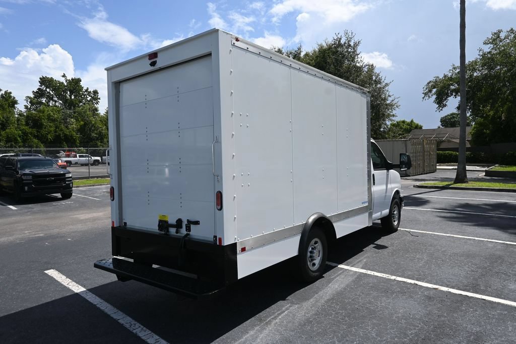 New 2025 Chevrolet Express 3500 w/ Power Convenience Package RWD image 5