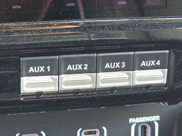 New 2026 RAM 2500 Limited AWD/4WD image 24
