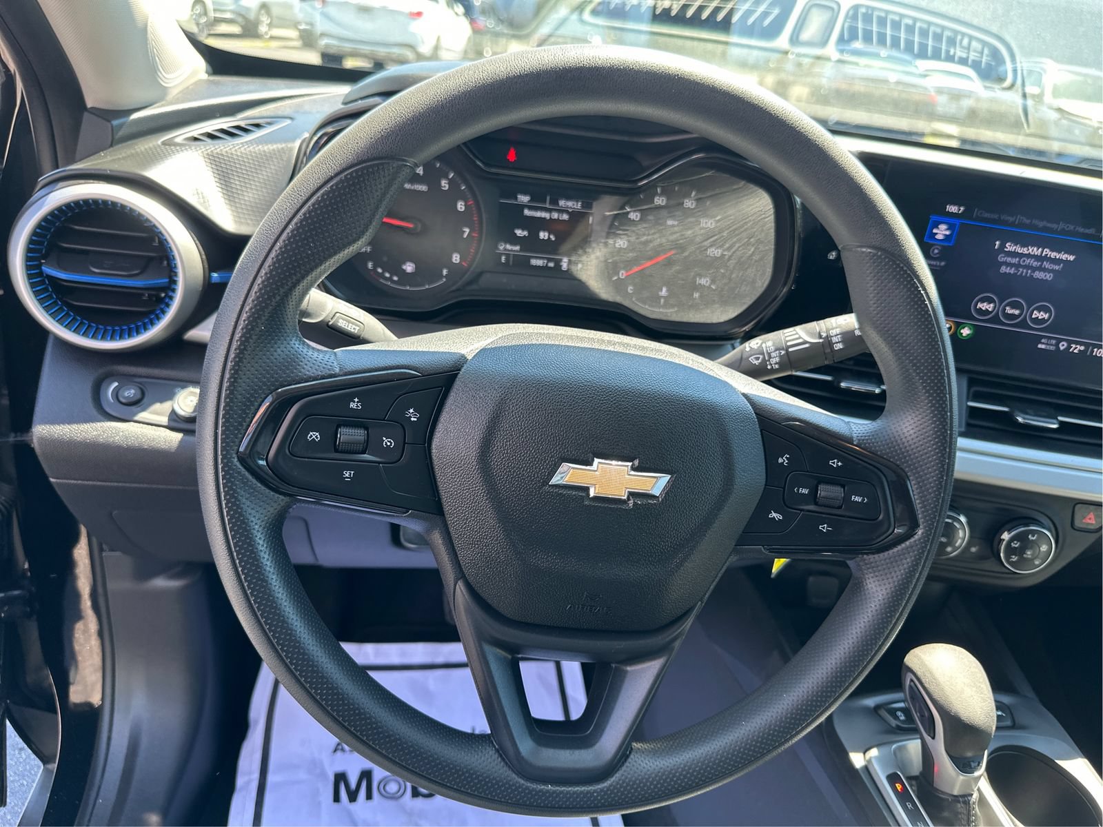 Used 2024 Chevrolet Trax LS w/ LS Convenience Package FWD image 18