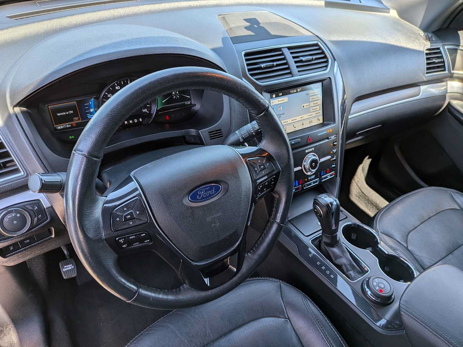 Used 2019 Ford Explorer Limited w/ Class III Trailer Tow Package AWD/4WD image 13