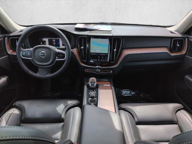 Used 2023 Volvo XC60 B6 Ultimate w/ Protection Package Premier AWD/4WD image 19