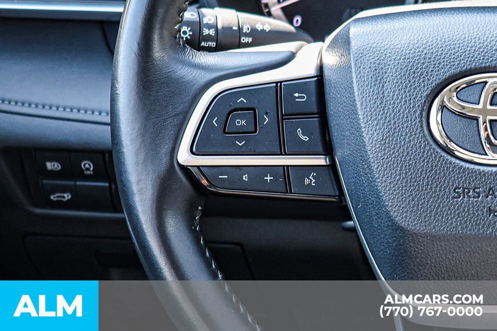 Used 2025 Toyota Highlander LE image 36