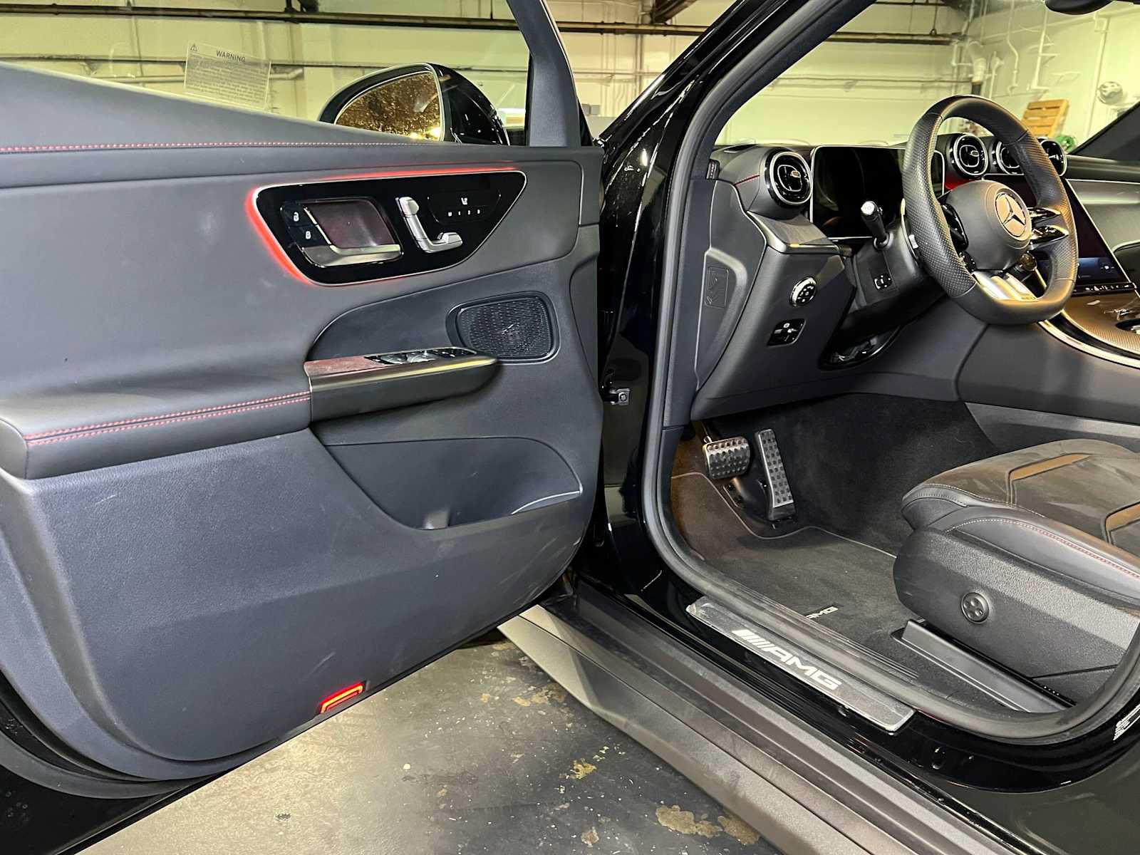 Used 2026 Mercedes-Benz GLC 43 AMG 4MATIC image 21