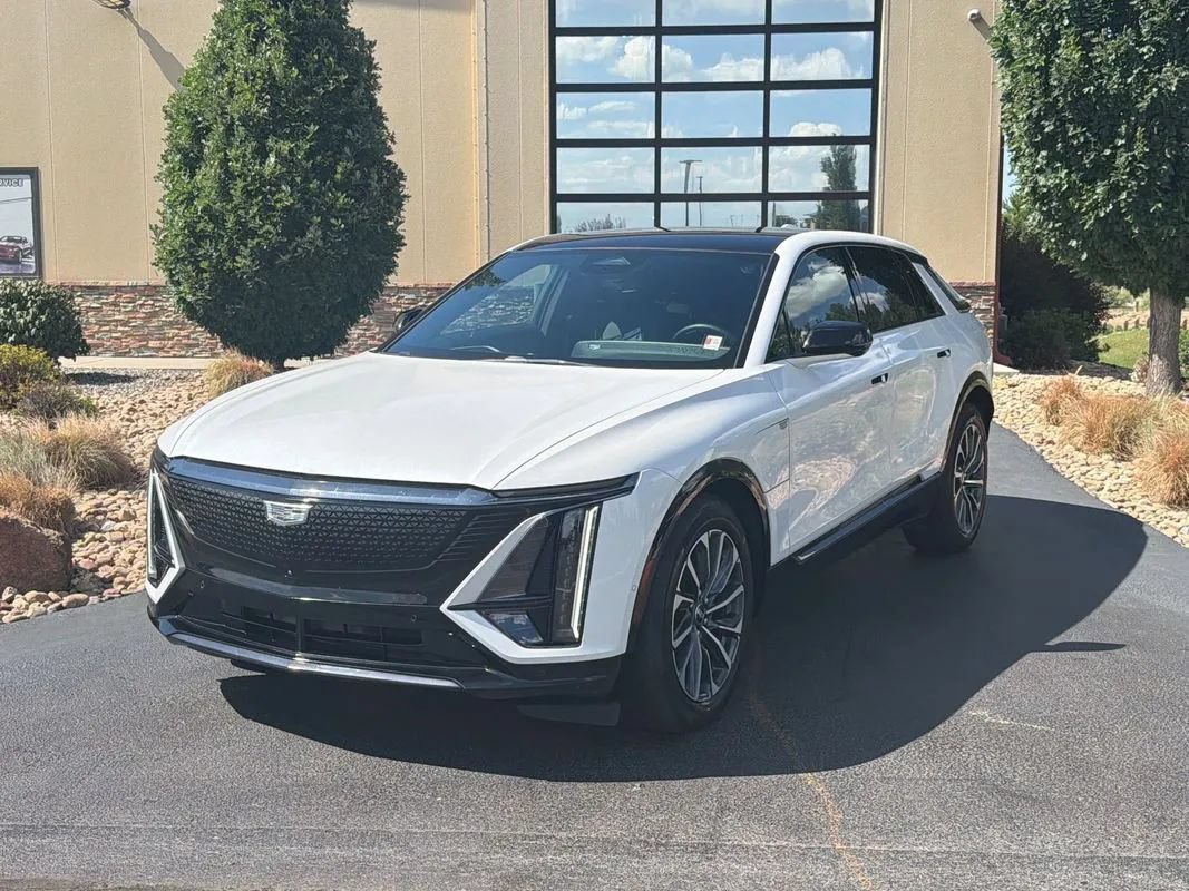 Used 2024 Cadillac Lyriq Sport AWD/4WD image 72