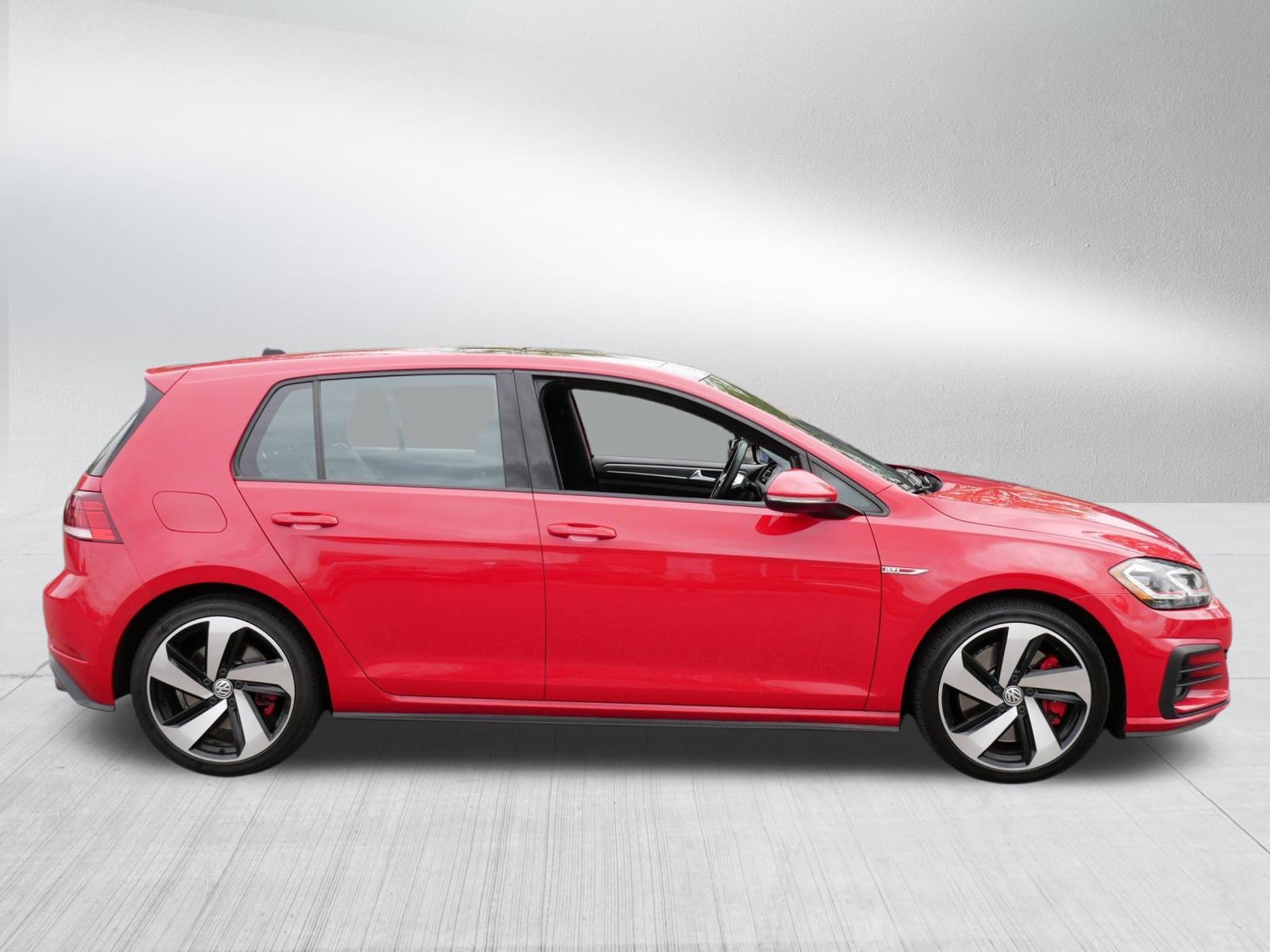 Used 2018 Volkswagen GTI SE FWD image 8