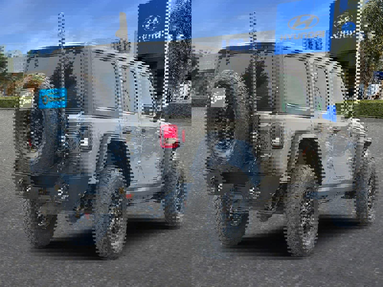 Used 2022 Jeep Wrangler Unlimited Sport image 2