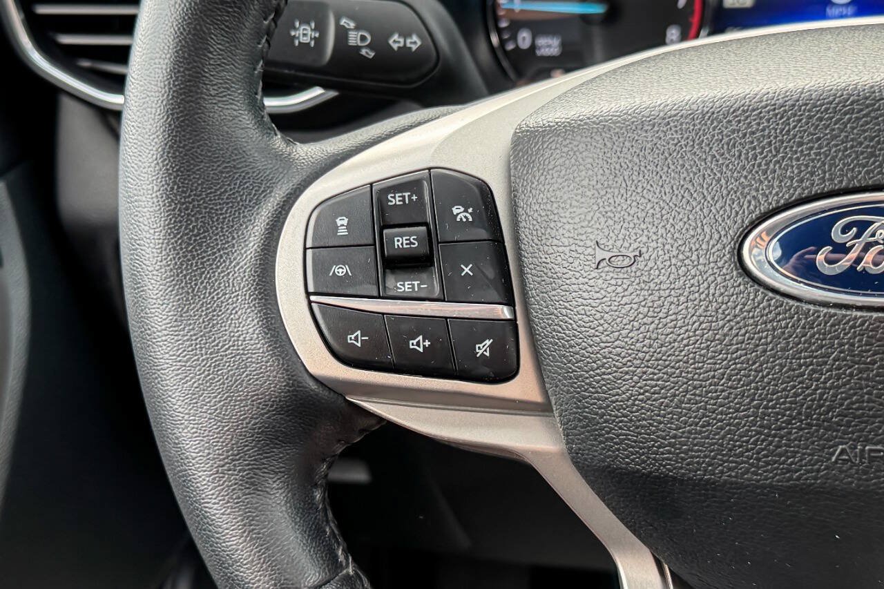 Used 2023 Ford Explorer Limited w/ Limited Technology Package AWD/4WD image 28