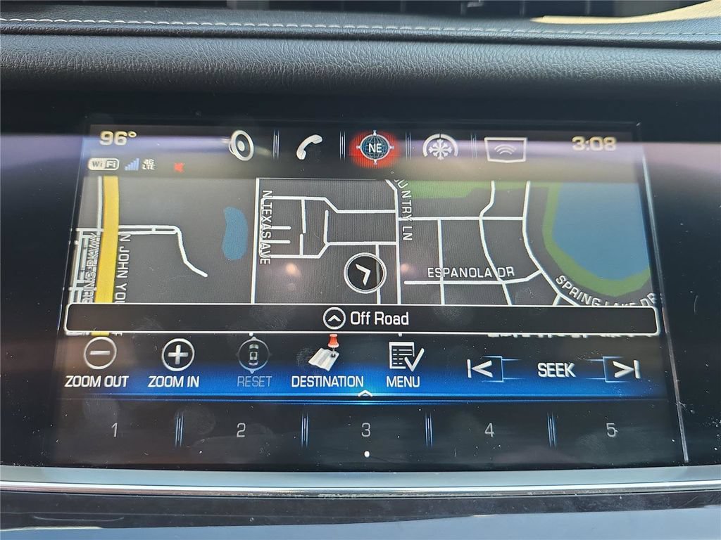 Used 2018 Cadillac XT5 Premium Luxury w/ Driver Assist Package FWD image 20
