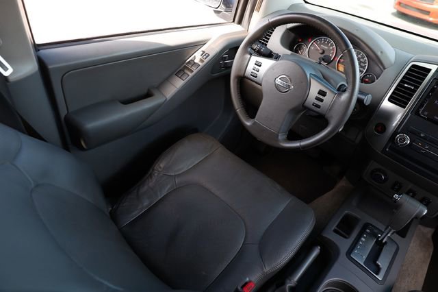 Used 2012 Nissan Frontier SL image 23