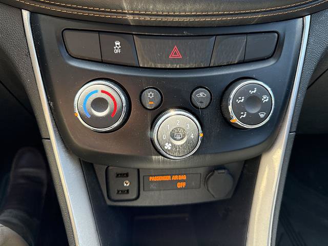 Used 2019 Chevrolet Trax LT w/ LT Convenience Package FWD image 45