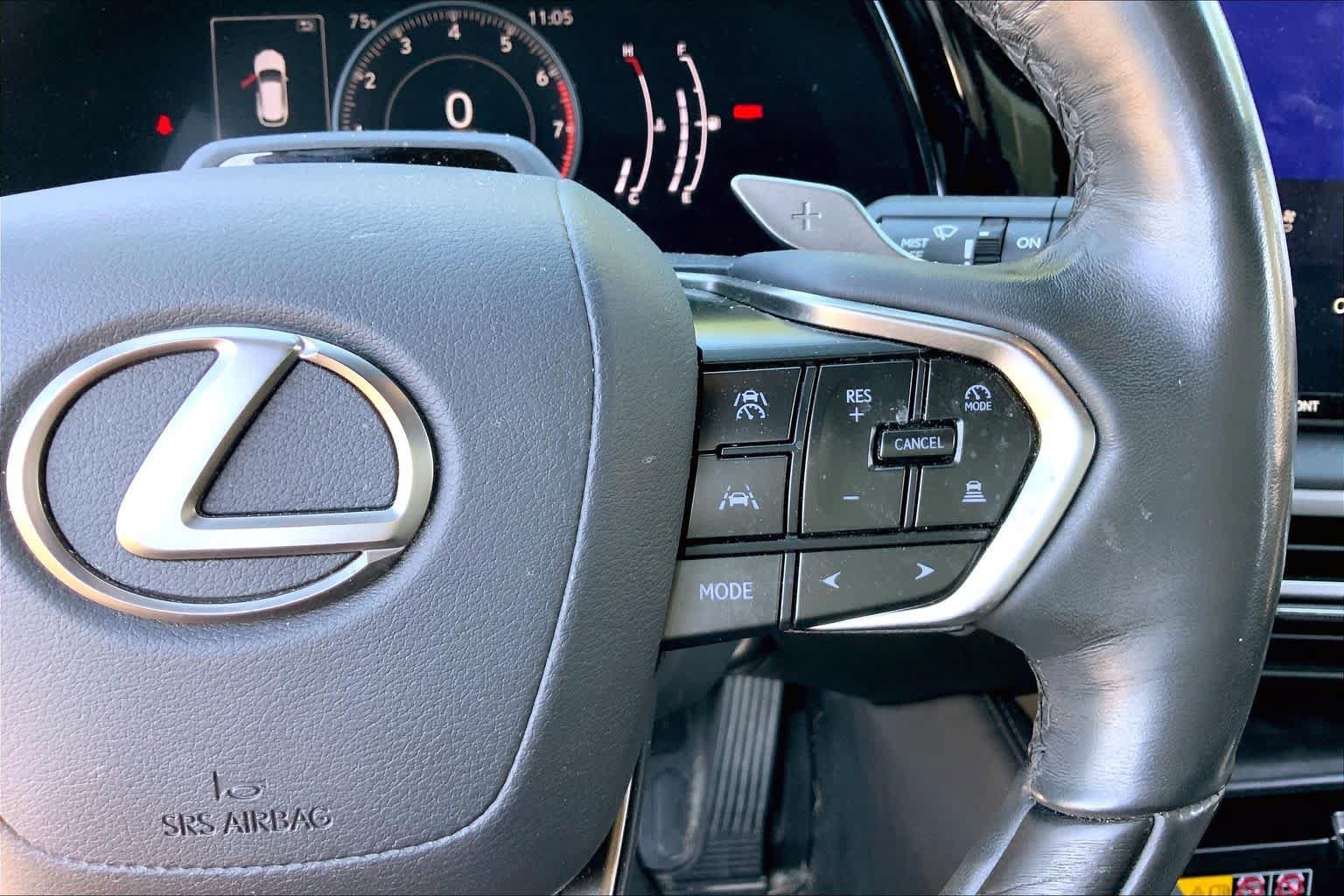 Used 2024 Lexus RX 350 Premium w/ Convenience Package AWD/4WD image 25