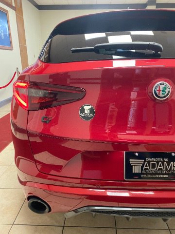 Used 2023 Alfa Romeo Stelvio Estrema image 12