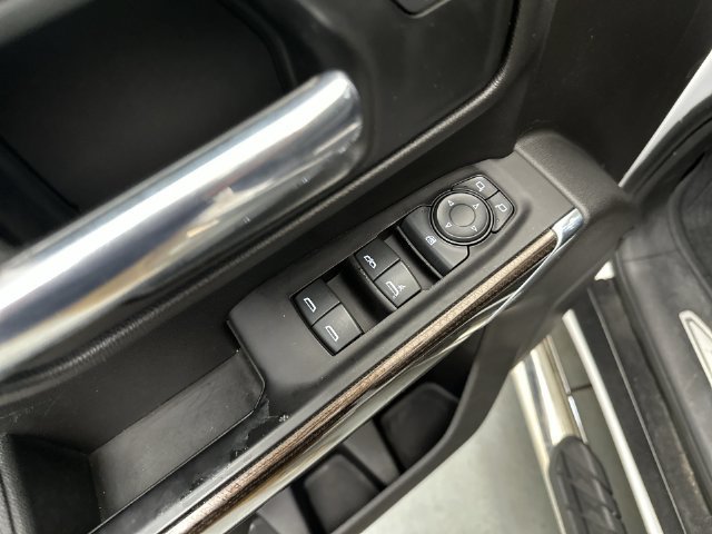 Used 2019 Chevrolet Silverado 1500 LT w/ All-Star Edition AWD/4WD image 19