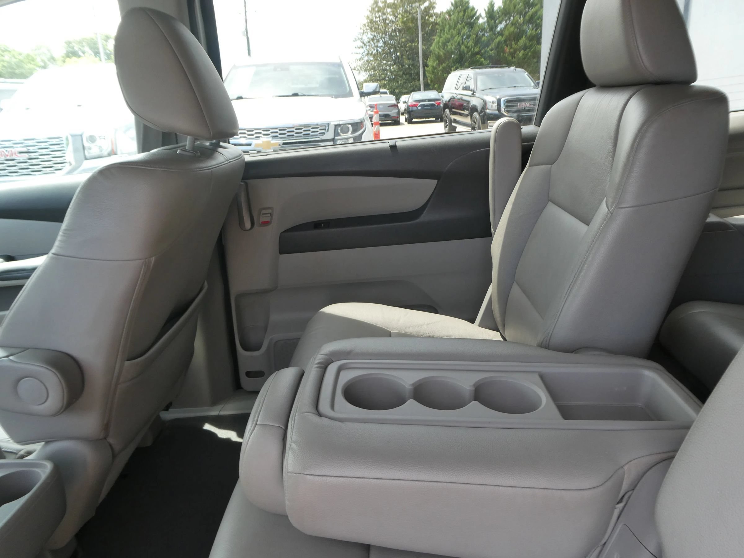 Used 2011 Honda Odyssey EX-L image 30