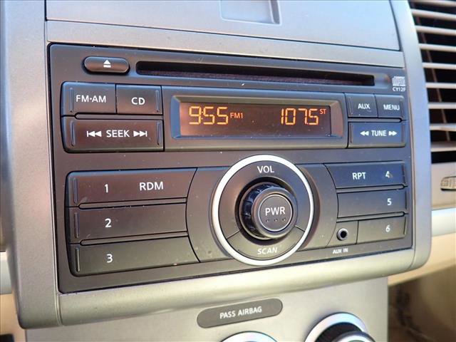 Used 2011 Nissan Sentra 2.0 image 17