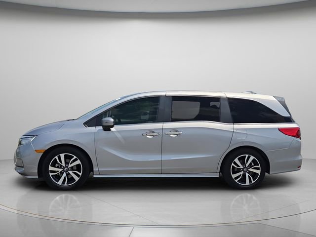 Used 2022 Honda Odyssey Touring image 3