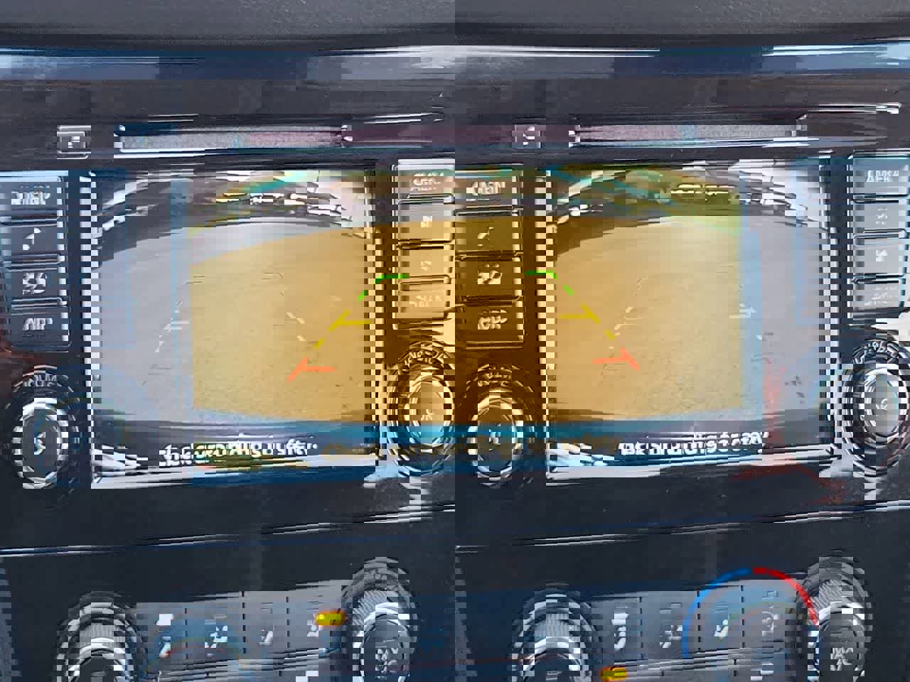 Used 2022 Nissan Rogue Sport S image 25